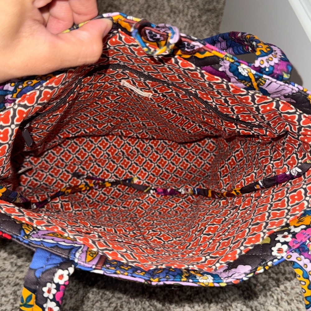 vera bradley tote - Picture 4 of 5